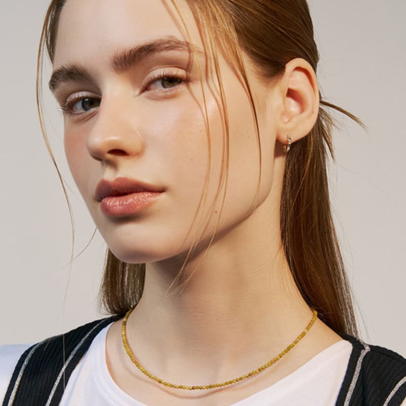 

Hei yellow opal necklace White