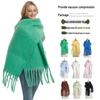 Europäischer und Amerikanischer Herbst/Winter Verdickter Mohair Schal mit Grünen Quasten - Einfarbig.