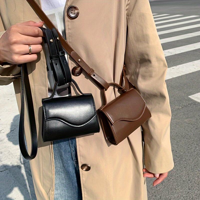 Women's Vintage Synthetic Leather Crossbody Bag Chic Flap Buckle Shoulder Purse Adjustable Strap Lightweight Compact Design Casual Everyday Use