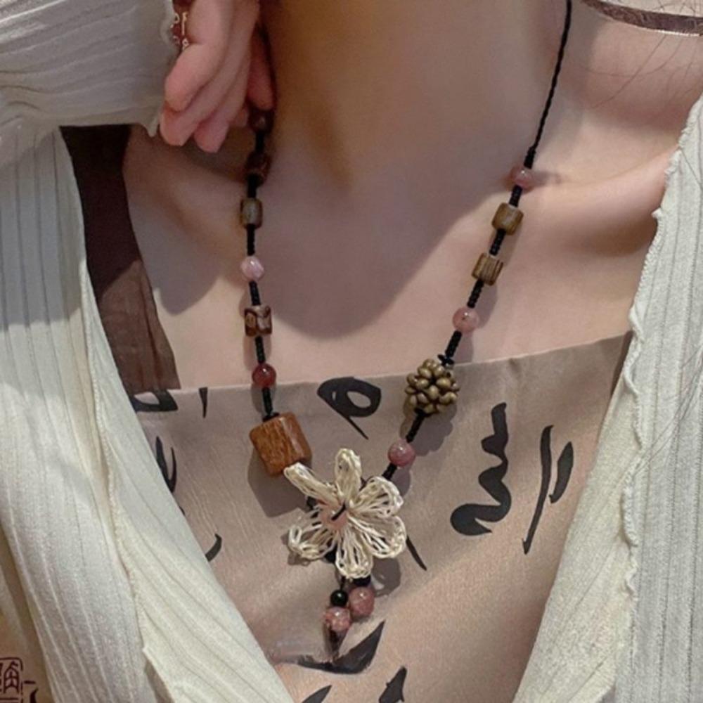 Ethnic Wooden Flower Necklace Chic Star Pendant Necklace Cool   Gift