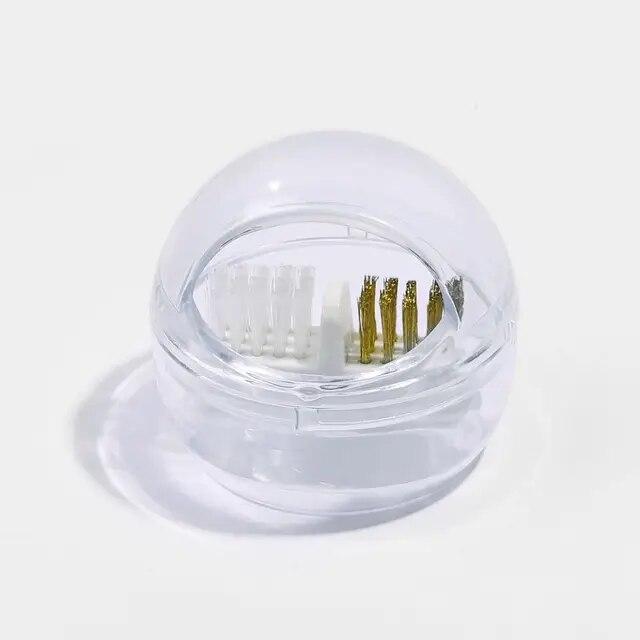 

Щетка для чистки сверла для ногтей, медная проволока, чехол для очистки от пыли, жесткая дрель, шлифовальная головка, мягкая щетка, очиститель, инструмент для дизайна ногтей белый