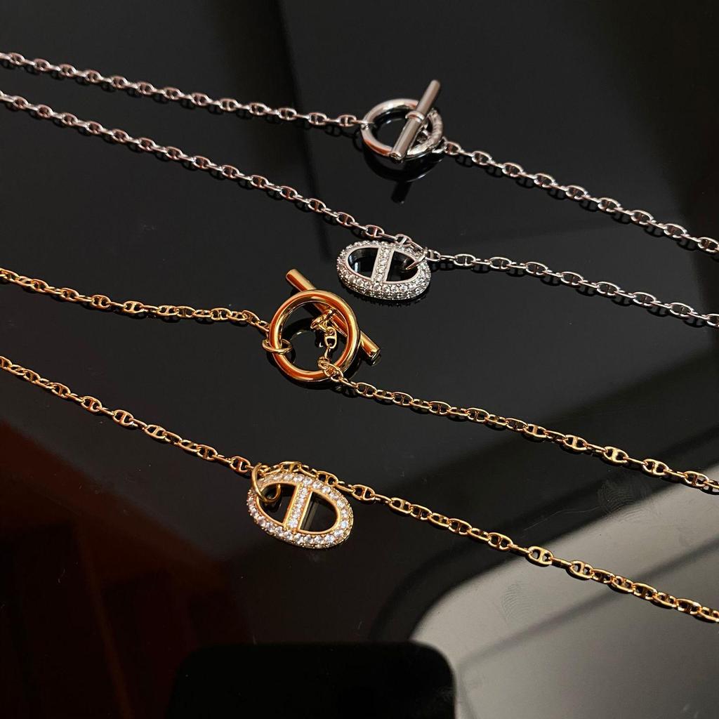 Women's High-End Diamond Pig Nose Necklace & Bracelet Set: Versatile Fashion Clavicle Chain