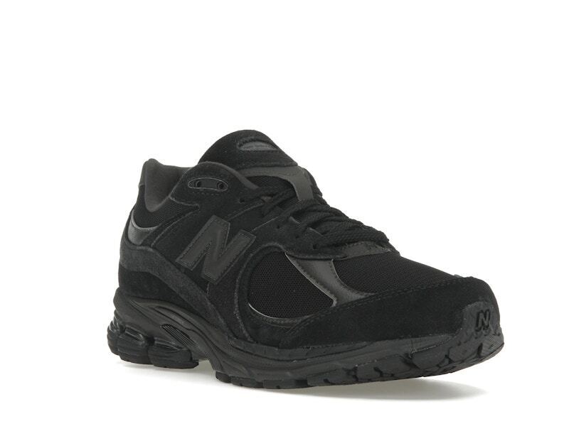 New Balance 2002R Triple Black Suede - U2002RBL