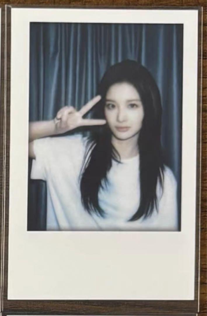 

[USED] nmixx photobook soundwave pre-order bonus Soryun