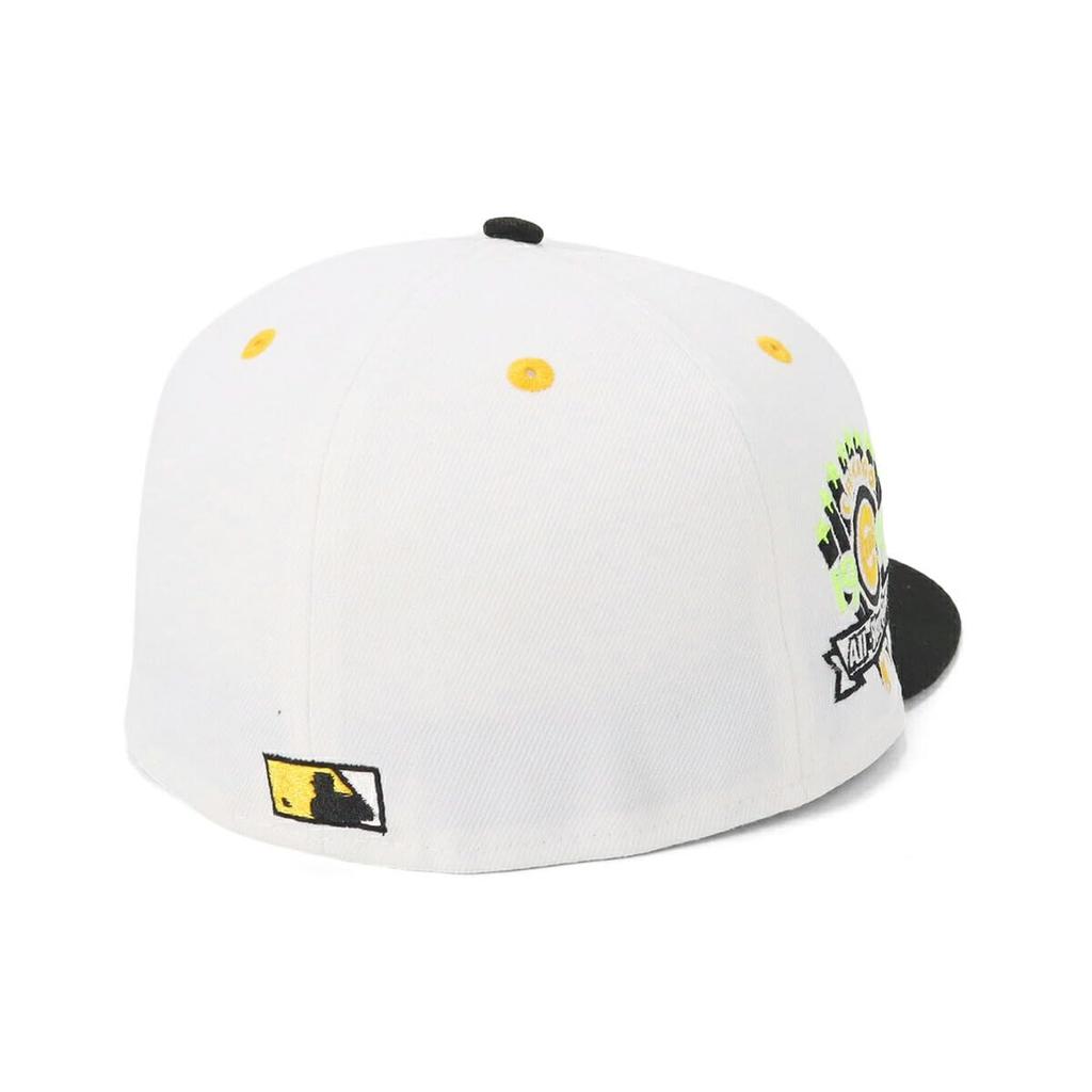 New Era 59FIFTY MLB Chicago Cubs Side Patch Fitted Cap, CHC White/Black 2-Tone Under Visor Sneakers, ONSPOTZ Exclusive, Size 7 1/4, Unisex