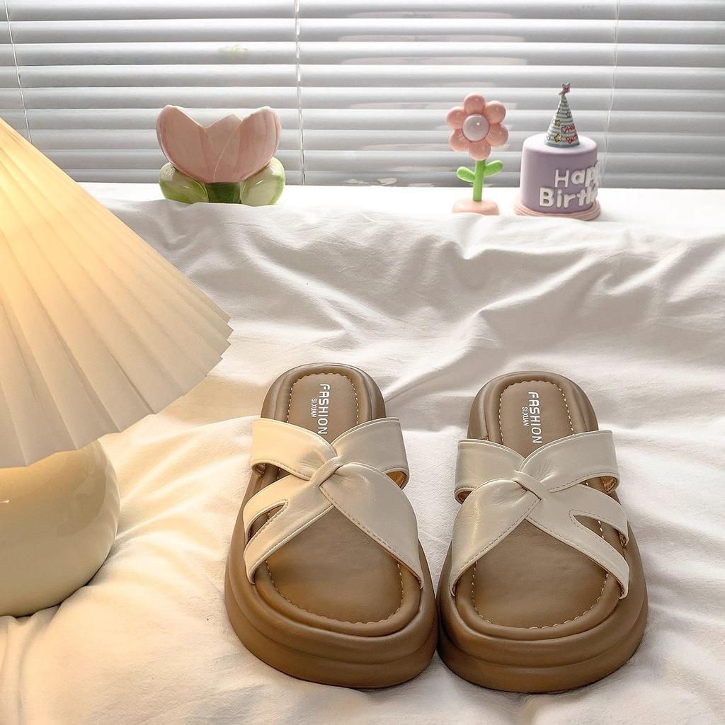 Thick-bottomed Cool Slippers Women's Summer Outer Wear 2025 New Versatile Fashion Cross Fairy with Skirt Beach One-word Slippers