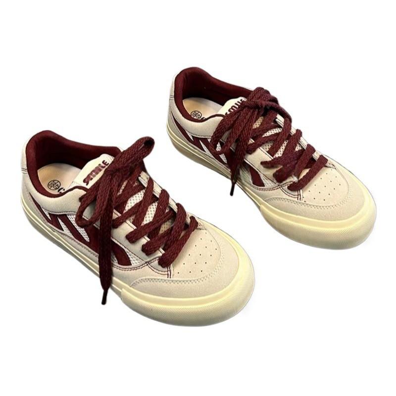Mens Casual Low Top Breathable Vulcanized Sneakers Retro College Style Flat Sole Slip-On Friendly