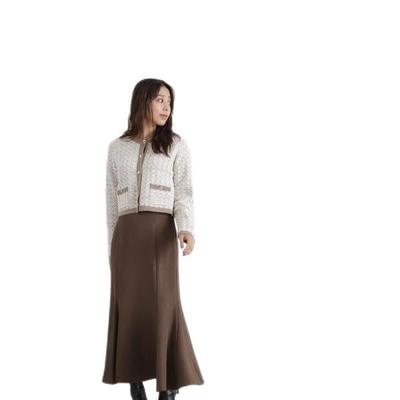 Sukně, kalhoty a další – Sukně