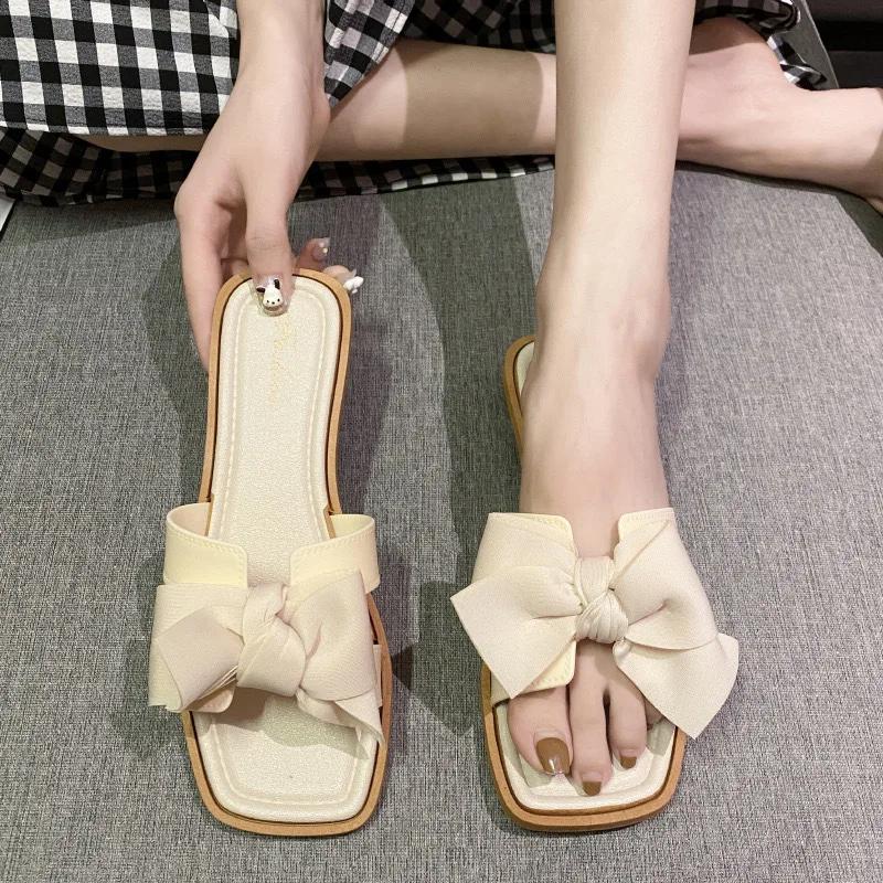 2024 Women's Slippers Luxury Design Interior Fashion Casual Sandals Comfortable Bow Flat Flat Women's Slippers
