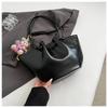 Premium Tote Bag Women's Large Capacity Bag New Popular Fashion Versatile Shoulder Bag Commuter Bag