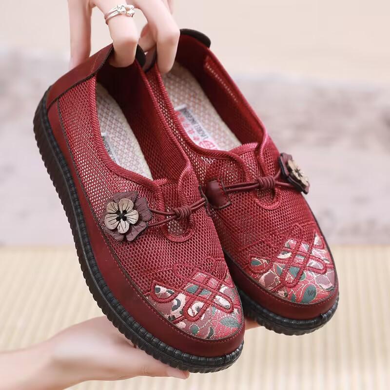 

New women s shoes hollow mesh shoes cloth shoes shoes one pedal 41