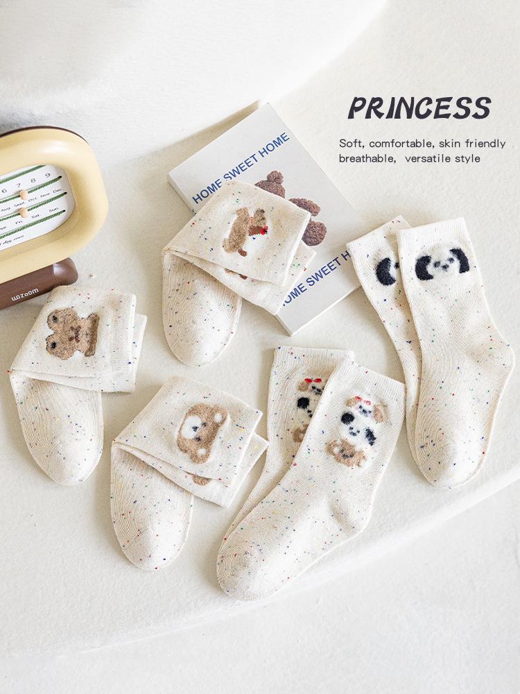 Cute Children's Mid-Calf Cotton Socks for Girls - Cartoon Bear and Dot Design for Spring, Autumn, and Winter.