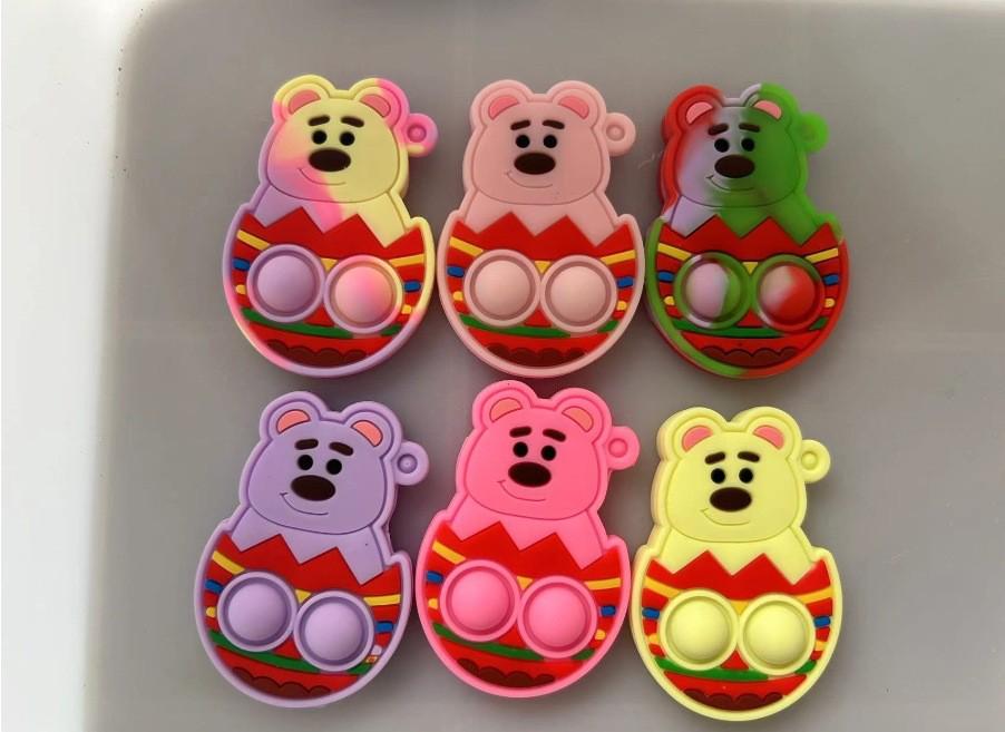 Pioneer Rat Bubble Keychain Set: Epoxy Resin Pop-It Stress Relief Toy & Animal Pendant