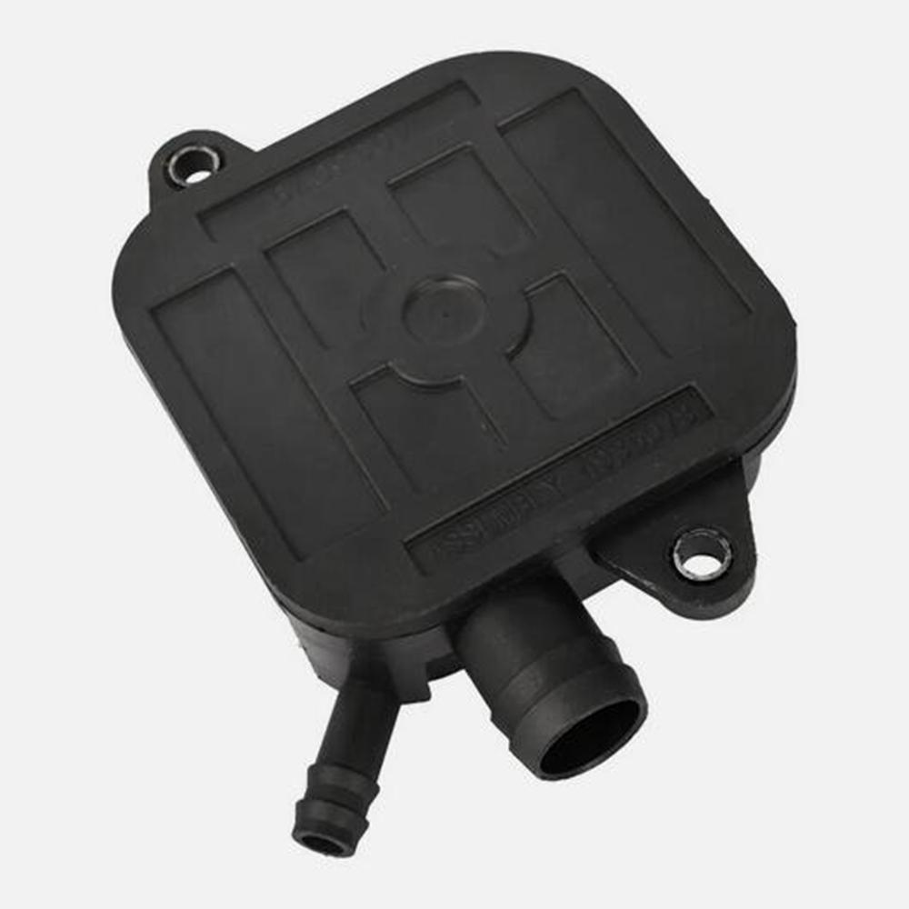 Car Crankcase Breather Vent Valve For Dodge Ram 3500 2006-2009 3957987 5093067AA