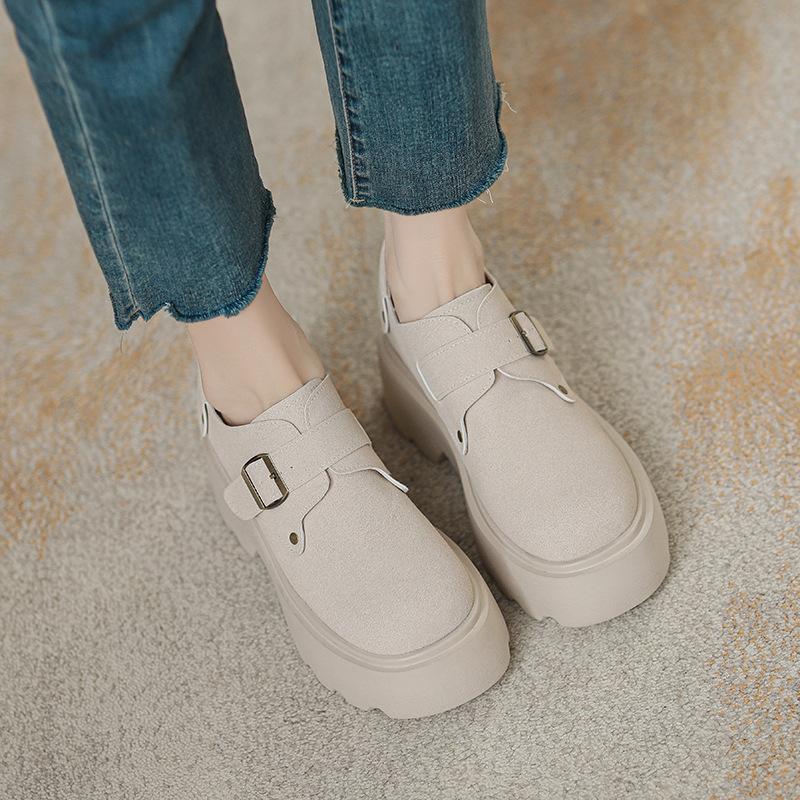 Thick-soled women's spring new muffin with one pedal, lazy Doudou shoes, inner height increase, casual single shoes women