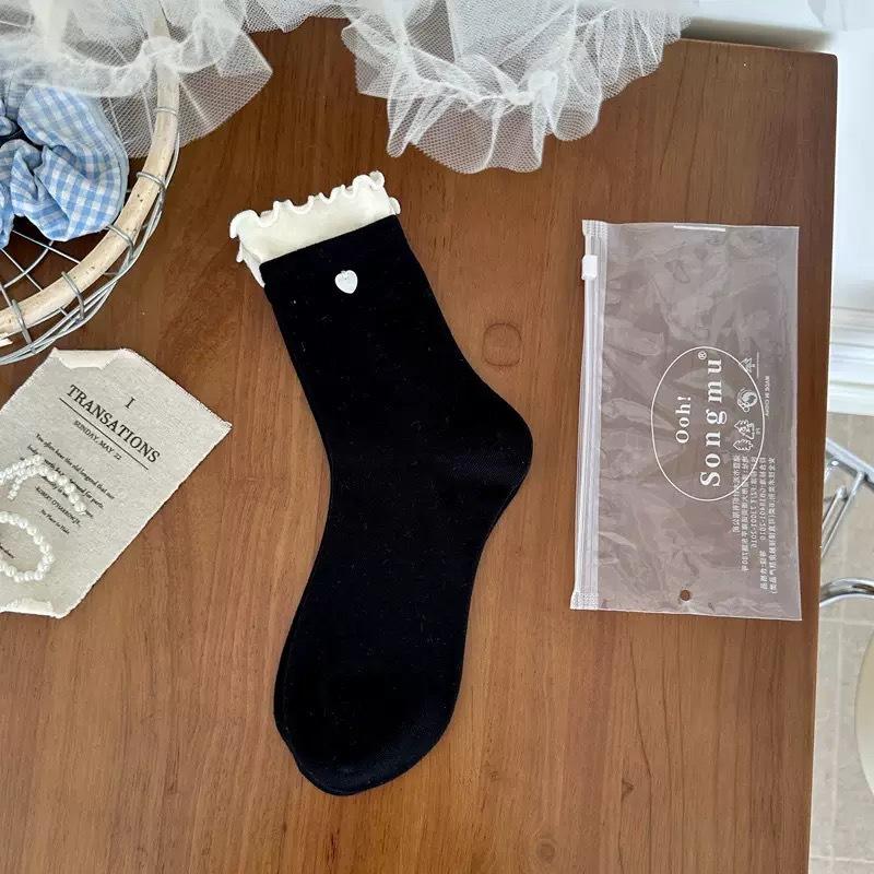 

Lady Spring and Autumn Ballet Wind Ear Side Love Mouth In The Tube Pile Socks 1 pair чорний