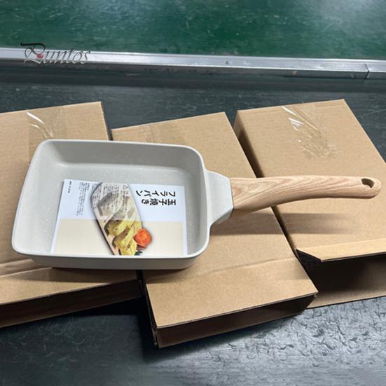 Japanese Tamagoyaki Pan with Wooden Handle Nonstick Rectangle Omelette Egg Roll Maker Steak Tamago Frying Pan Kitchen Cooking Tools Cookware