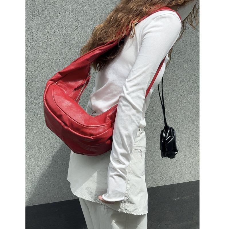 Wide-shoulder Strap Crossbody Bag Dumpling Bag Soft Skin Commuter Underarm Single-shoulder Bag