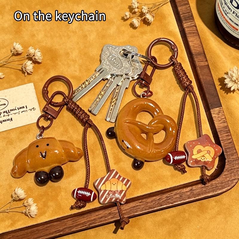 Niedlicher Brot-Schlüsselanhänger mit Schlaufe Strapazierfähiger Schlüsselring Handtaschen-Schmuck Einzigartiges Geschenk für Kuchen- und Gebäckliebhaber