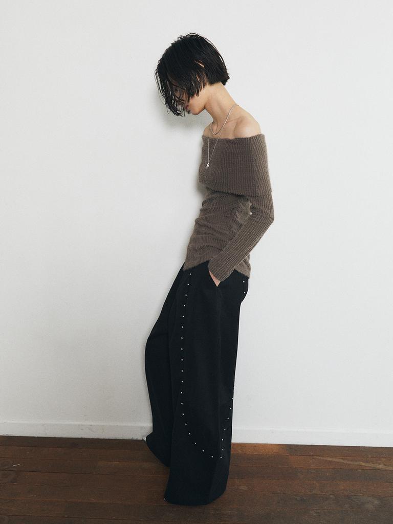 HALF DEVIL US Off-Shoulder Cut-Out T-Shirt_Mocha