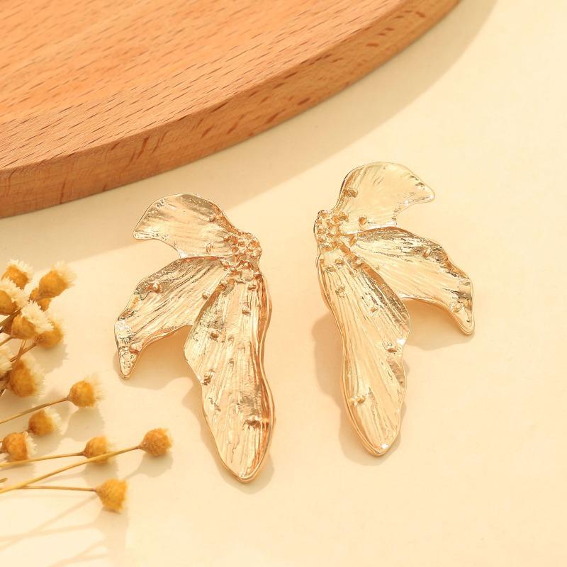 Vintage Metal Gold Color Flower Big Earrings For Women Fashion Floral Statement Earrings Jewelry Gift