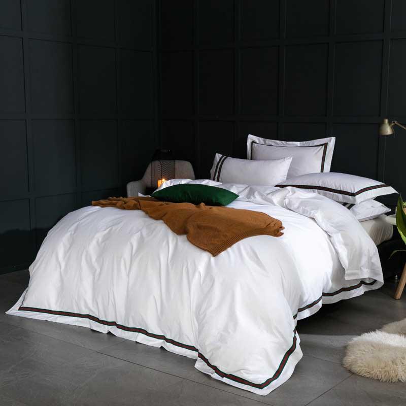 WTEMPO Europe Style Jacquard Bedding Set 4pcs Lace Bedclothes Bed Set Satin Duvet Cover Sheet Set