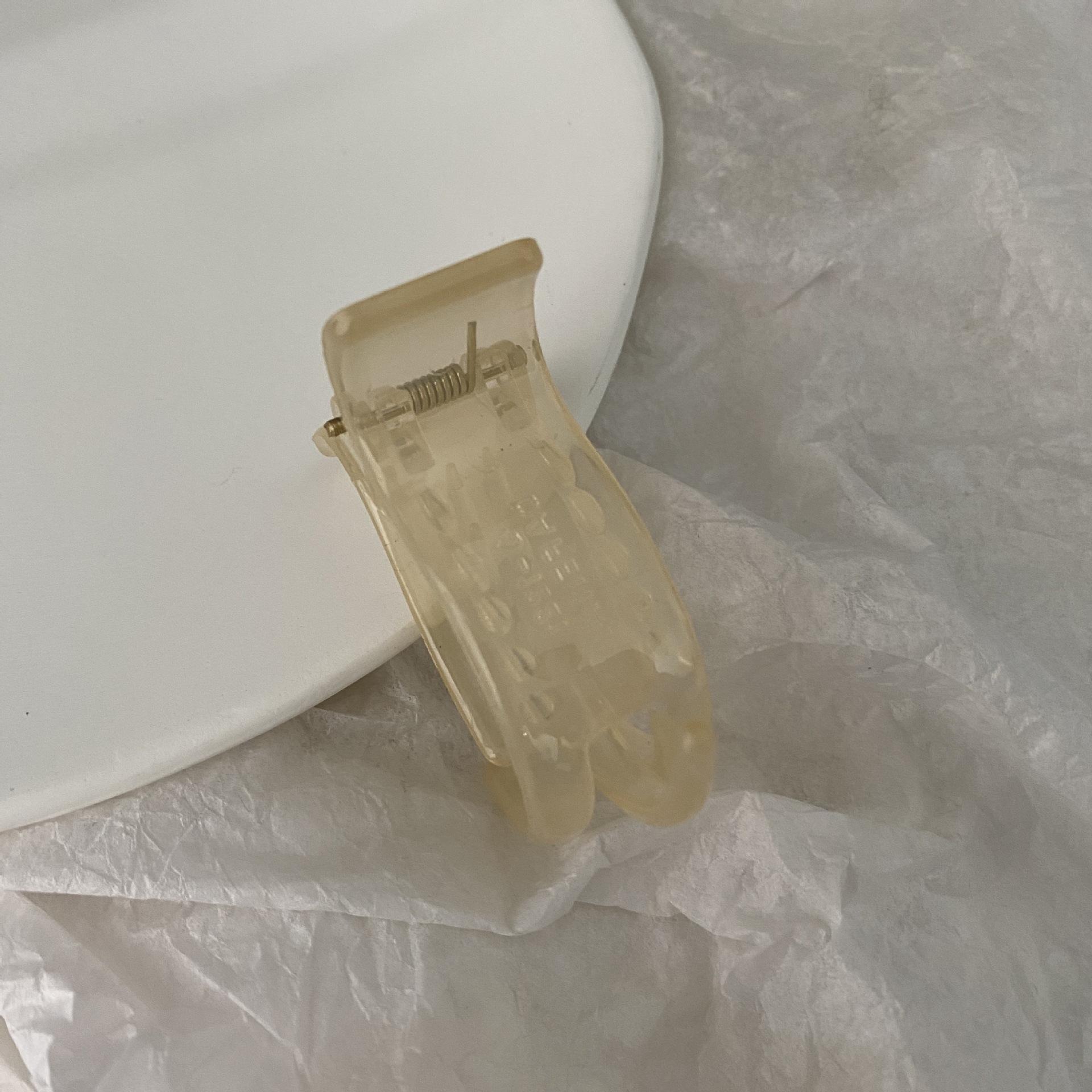 

Cute Kawai Vintage Hair Claw Ponytail Binding Head Plate Bath for Women Popular Style 1pc