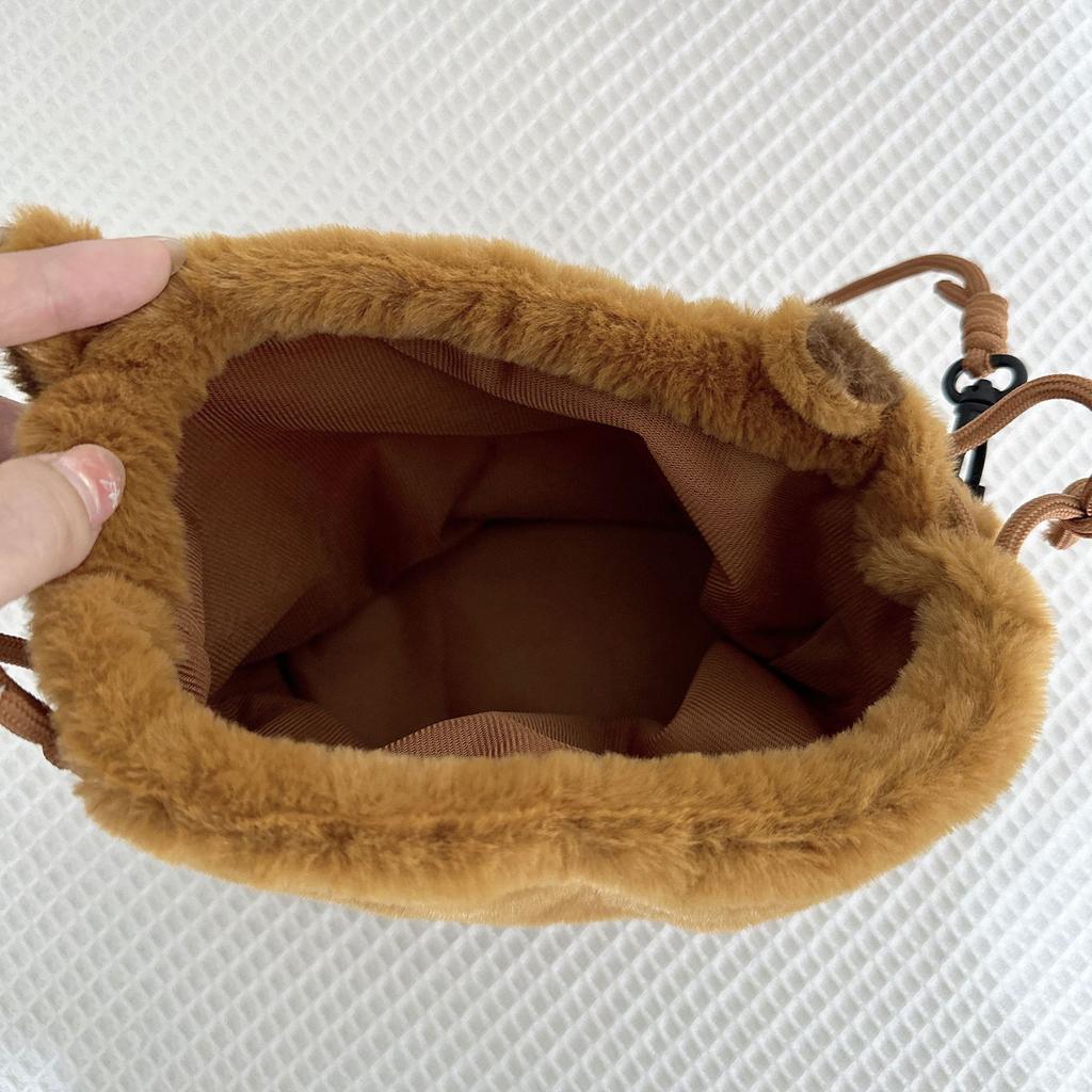 Kapibara Ultra-light Walking Volume Cute Plush Bag Cartoon Capybara Drawstring Bucket Bag Change Messenger Bag
