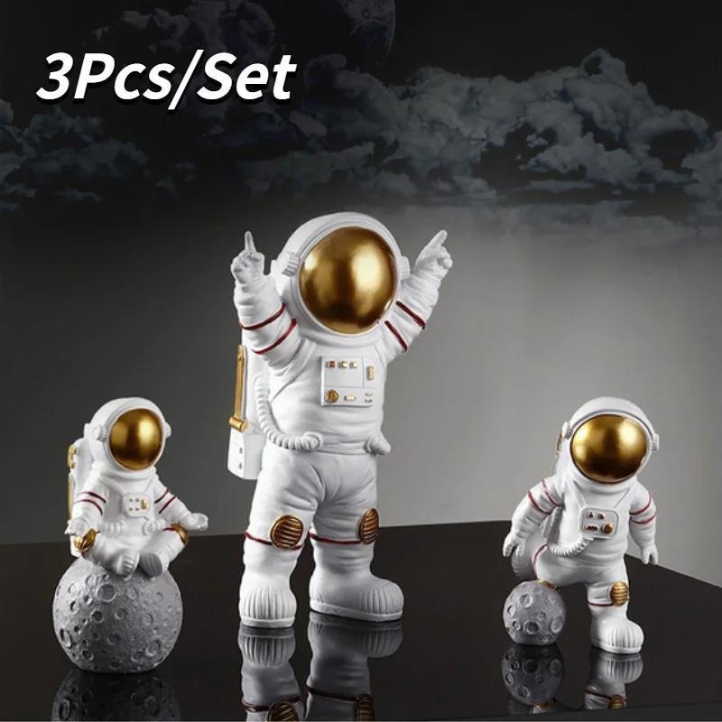 3Pcs Mini Astronaut Figures Cute Space Man Statues Desktop Decoration Collectible Model For Car Home Room Birthday Gift