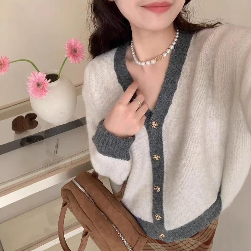 Real early spring new retro color matching v-neck plush knitted cardigan women's loose long-sleeved knitted jacket
