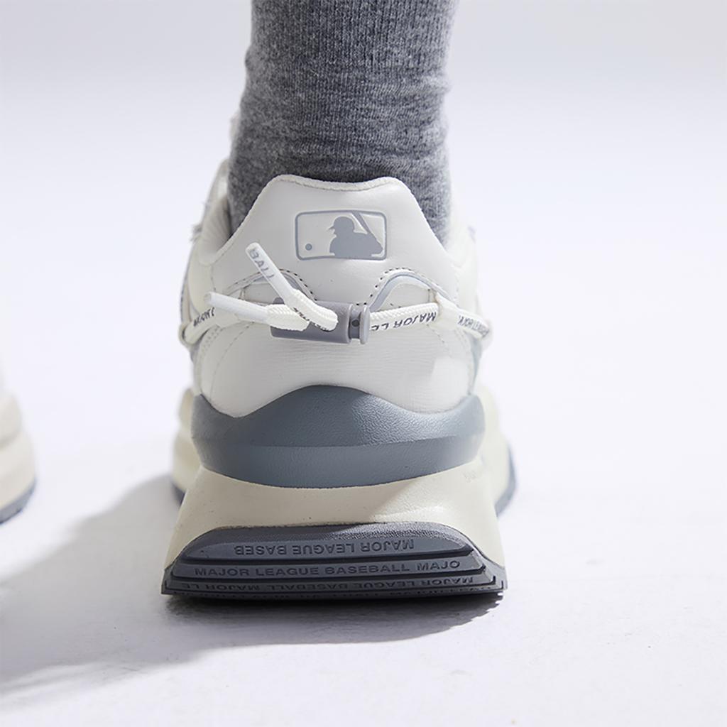 MLB Chunky Runner Cushioning, Slip Resistant, Abrasion Resistant, Breathable, Support Low Top Casual Shoes Unisex Ecru Sneakers 3ASHCRR3N-43WHS