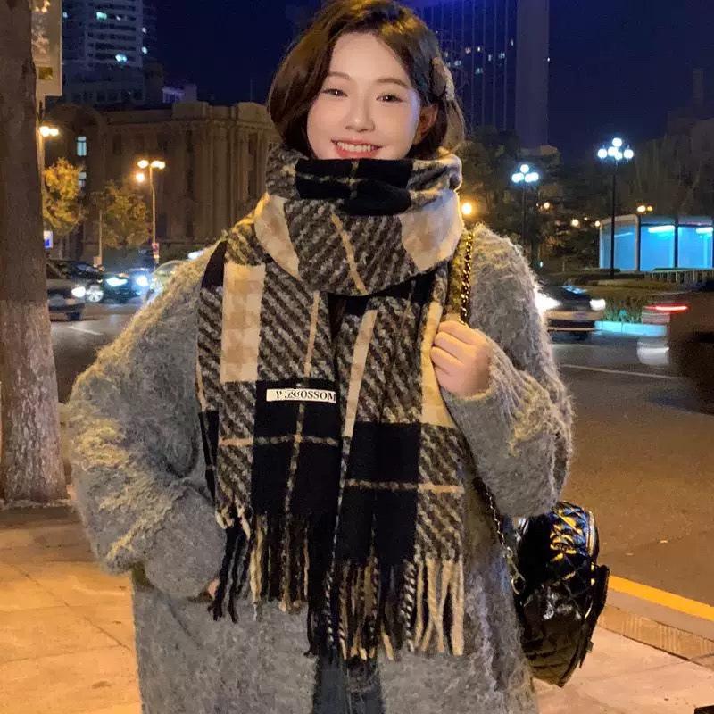 New Type of Enlarged Winter All Match Plaid Scarf for Women Thickened Shawl for Couples Tassel Student Warm Scarf for Men