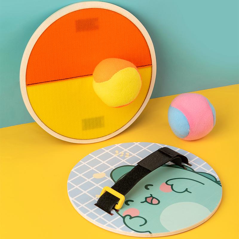 

Kids Cartoon Sticky Target Ball Darts Set for Indoor & Outdoor Play