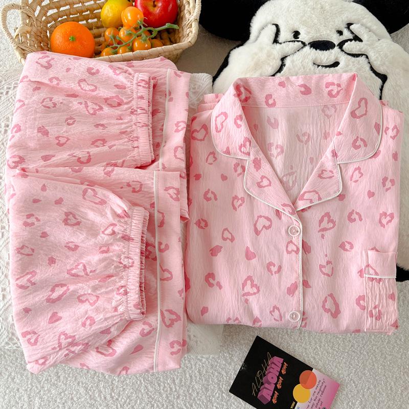 Women's Three-Piece Leopard Print Cotton Pajama Set: Short-Sleeve Top and Long Pants for Casual Summer Elegance.