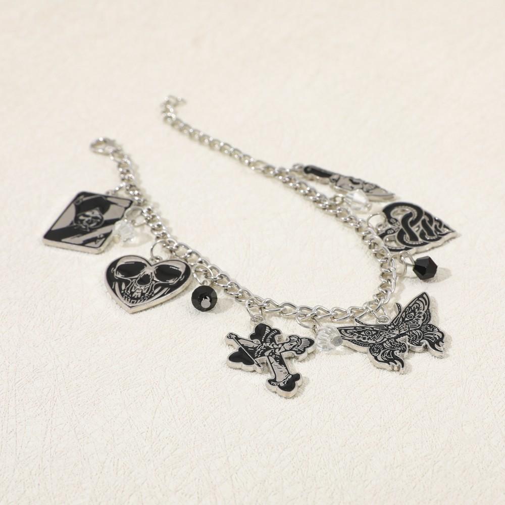 Goth Skull Hand Chain With Cartoon Style Alloy Drop Jewelry For Men Women Gift Item