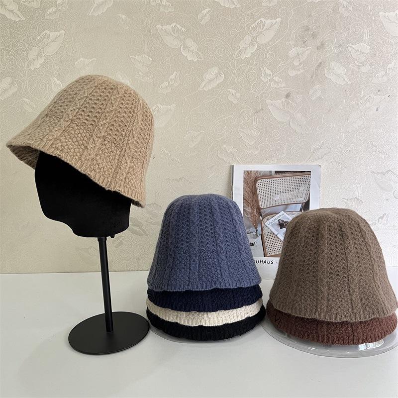 Autumn and Winter Knitted Fisherman's Hat Women's New Versatile Face Small Versatile Fashion Casual Bucket Hat