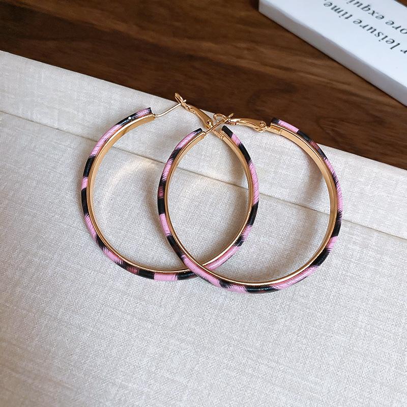 European and American retro autumn and winter geometric leather leopard print earrings light luxury stud earrings personality temperament earrings