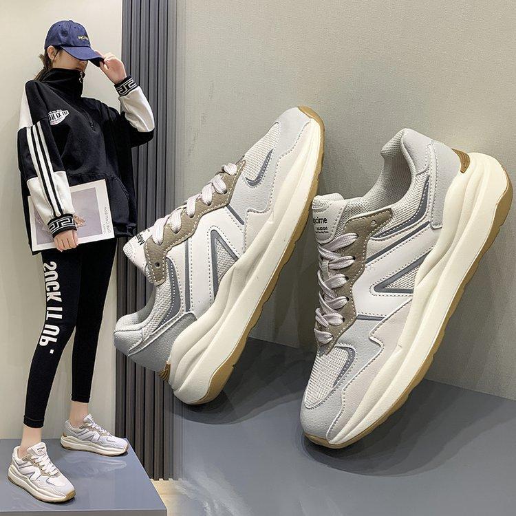 Vår Nye Pappa Sko Koreansk Stil Mesh Overdel Pustende Sneaker Allsidig Fargekombinasjon Fritidssko Damesko Engros