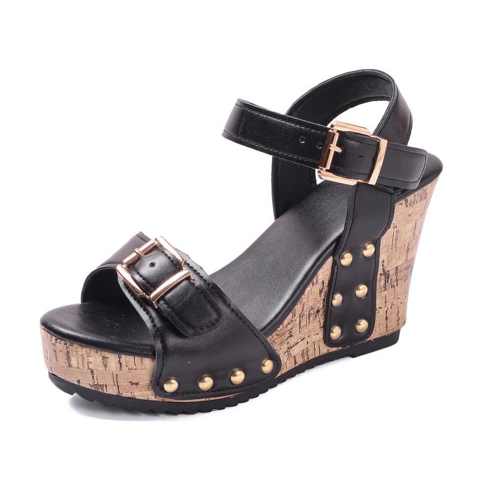 Moda 2025 Damskie Letnie Ubrania Buty Plażowe Amerykańskie Retro Koturny Sandały Modne Czarne Klamry Sandały na Koturnie Zapatos Mujer