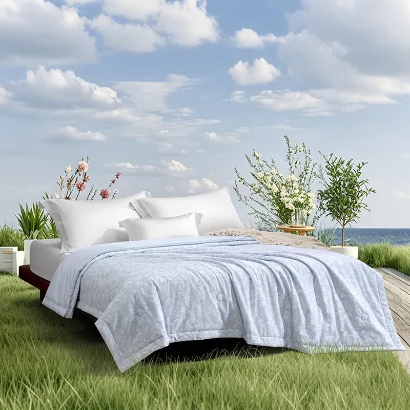 Mercury Home Textiles Antibacterial Summer Quilt