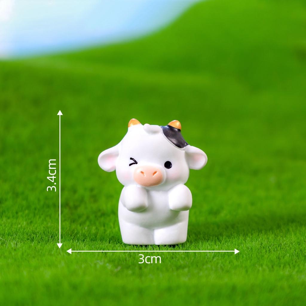 6Pcs/set Cartoon Mini Cow Animal Miniatures Mini Figures DIY Fairy Garden Decoration Moss Terrarium Micro Landscape