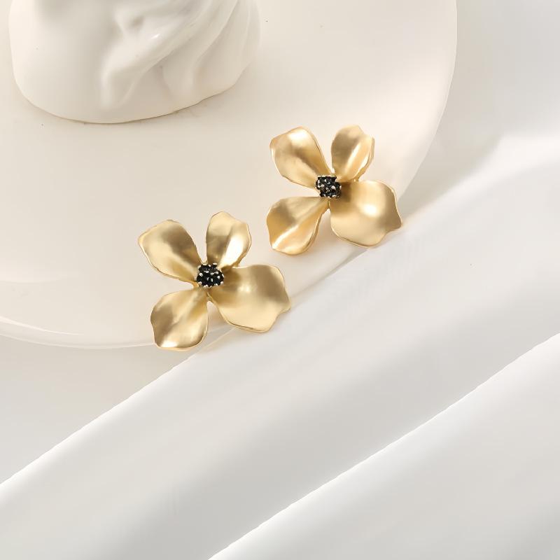 2024 Elegante Schlichte Blumenohrringe - Leichter Luxus-Mode