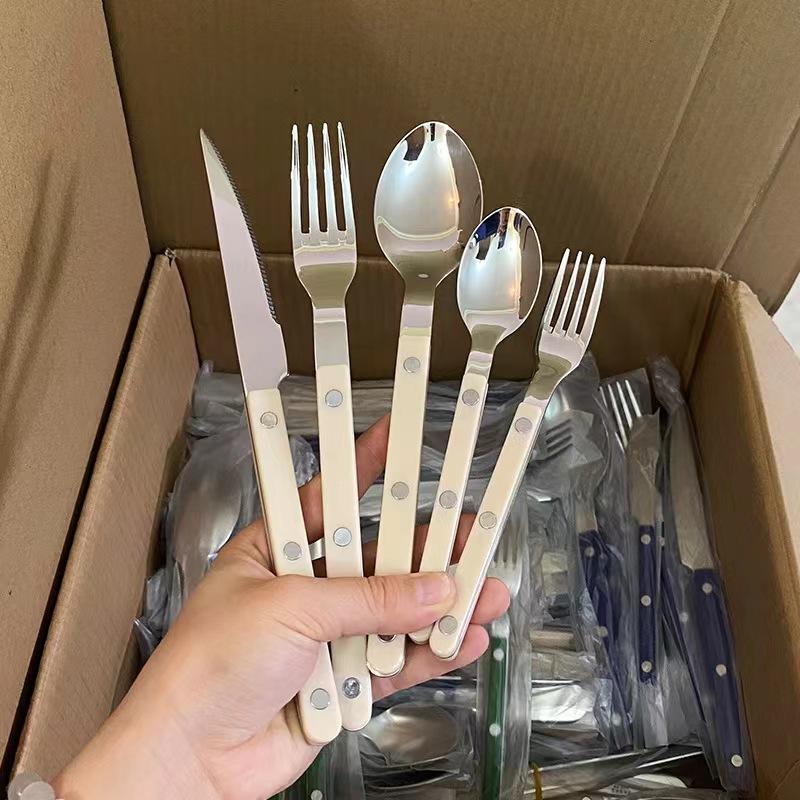 Mode Neues Buntes Griff 304 Besteckset 18/10 Edelstahl Kreativität Geschenk Besteck Messer Gabel Löffel Drop Ship
