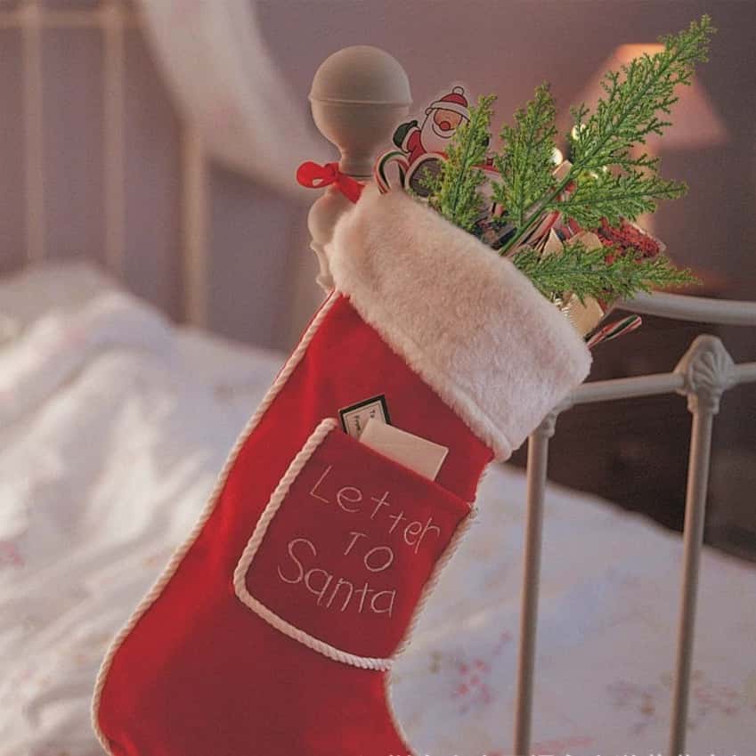 20/30pcs Christmas Decorative Flowers Artificial Pine Branches Fake Green Plant Pine Leaf Picks DIY Wreath Crafts