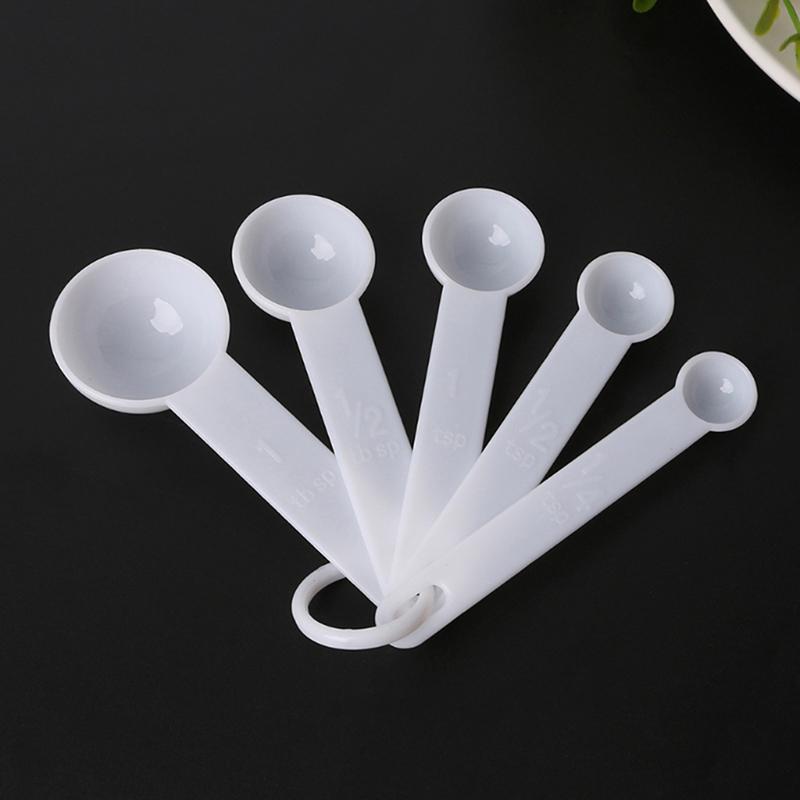 5Pcs Great Helper Baking Cooking Tools Plastic Measuring Spoon Measuring Ladle With Scale