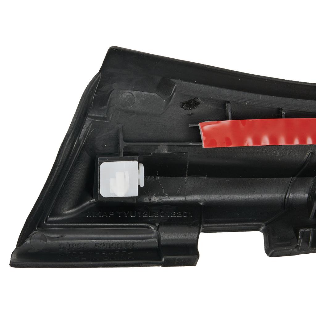 1Pair Front Windshield Wiper Cowl Cover 53867-52090 53866-52090 For Toyota For Yaris 2012-2015 Windscreen Wipers Parts