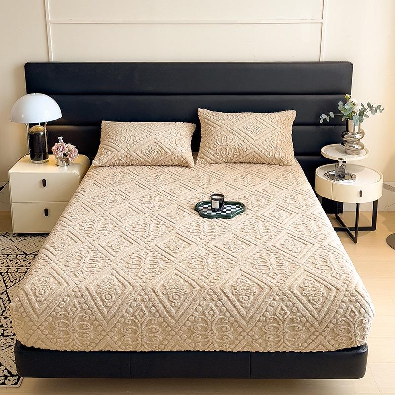 European Style Plush Velvet Bed Cover - Winter Warmth, Full Wrap Mattress Protector