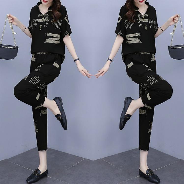 Летний повседневный комплект из 2 предметов с принтом больших размеров для женщин — фото 4