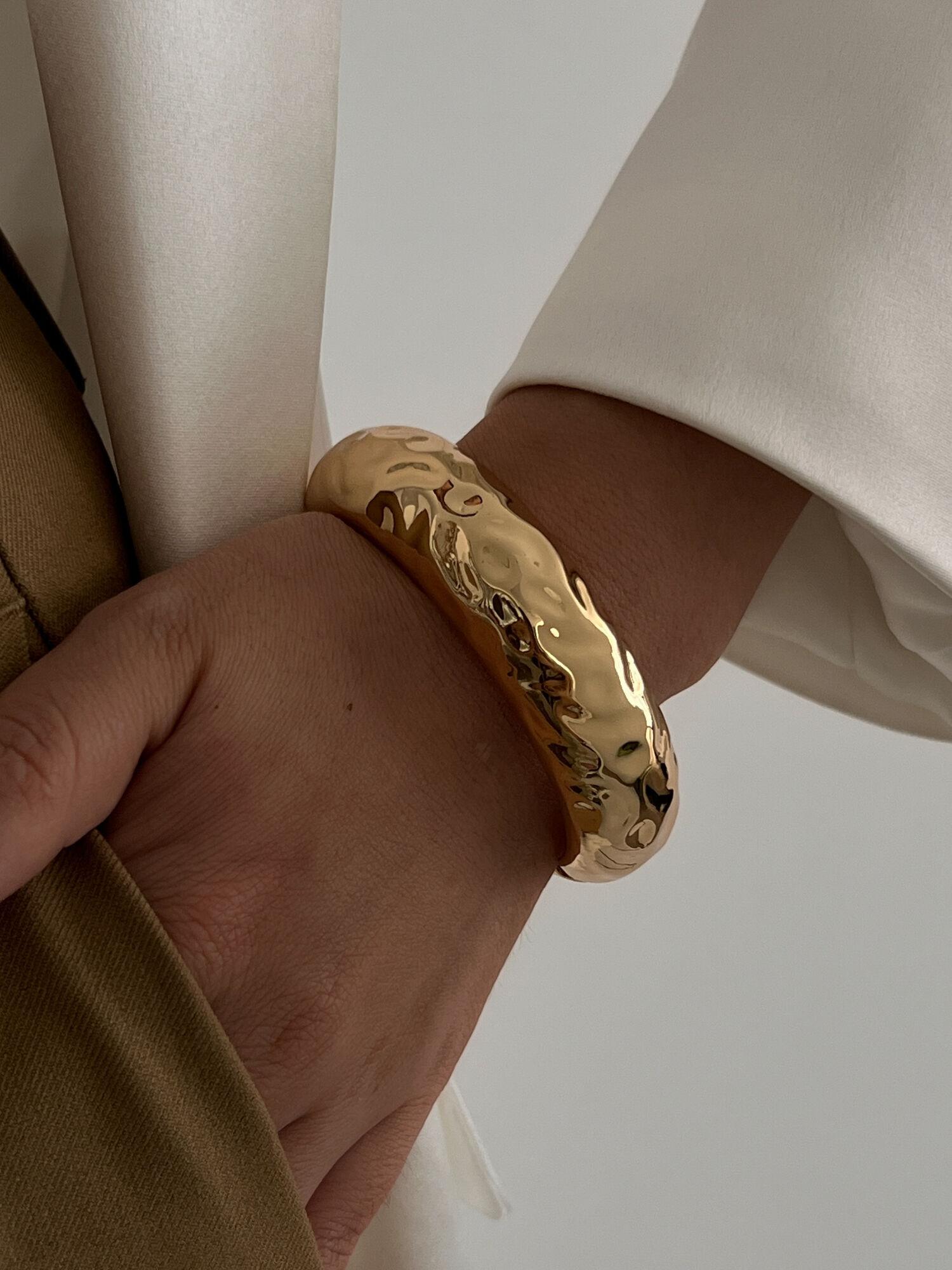 

SHIXIN Hip Hop Smooth Gold Color Open Spring Bangles for Women Irregular Geometry Wide Cuff Bracelet Luxury Jewelry Unisex Men