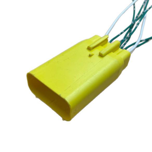 8-Pin Original Car Wiring Harness Connector (Model: 35081648)